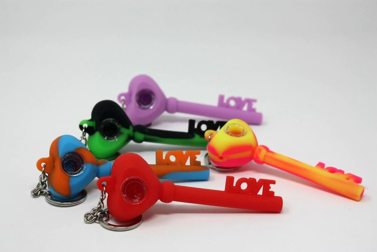 Find Your Perfect Match: The LoveKey Silicone Pipe from Oil Slick - Oil Slick