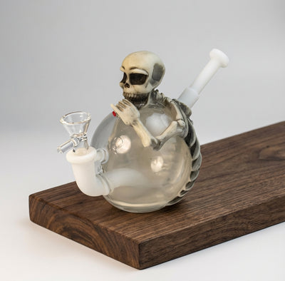 5.8" Pvc Skull Water Pipe | Glass + Silicone