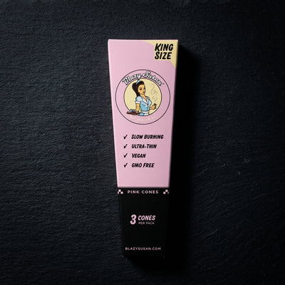 Blazy Susan Pink Paper Cones - King Size (3Pck) Cones — Oil Slick editorial product photo