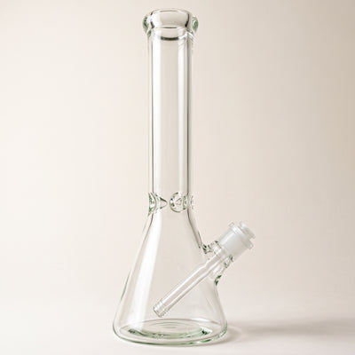 14" Clear 7mm Beaker, light background