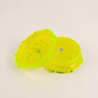 2.5" Plastic Magnetic Grinder, light background