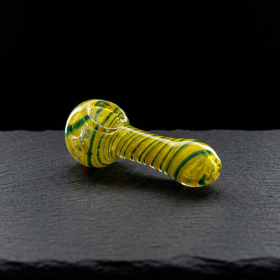 3.5" Color Spiral Glass Hand Pipe on dark slate surface - Oil Slick Pad