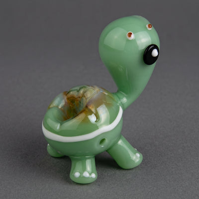 3.5" Sculpted Turtle w/ Color Shell Hand Pipe
