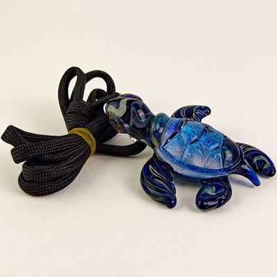3" Peaselburg Dichro Large Turtle Pendant, light background