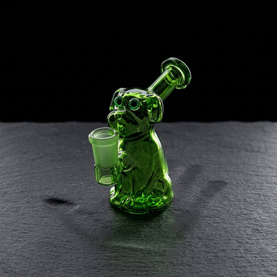 4.5" Color Dog Rig on dark slate surface - Oil Slick Pad