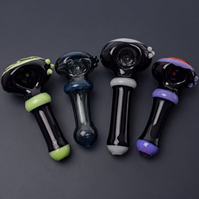 4.5" Two-Tone Spider Web Line Work Face Hand Pipe