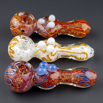 4" Frit Line Head Flat Body w/ Three Dot Hand Pipe in Amber, White and Blue