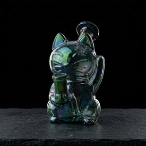 5.5" Iridescent Sculpted Fortune Cat Rig on dark slate surface - Oil Slick Pad