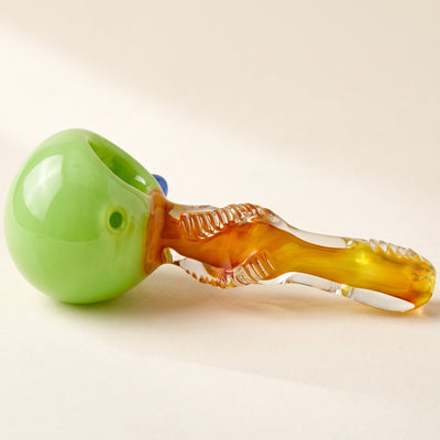 5.5" Solid Color Head w/ Twisted Body Hand Pipe, light background