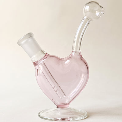 5" Footed Pink Heart Rig, light background