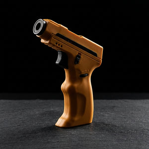 6.5" Maven K-2 Torch on dark slate surface - Oil Slick Pad