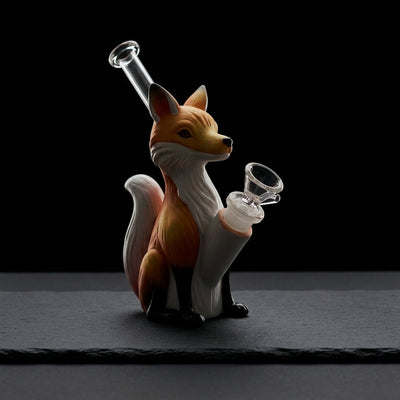 6.6'' Little fox water pipe on dark slate surface - Oil Slick Pad