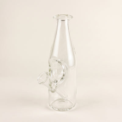 6" Clear Sake Bottle Rig, light background