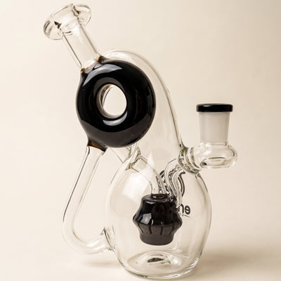 7.5" Encore Infinity Loop Recycler, light background