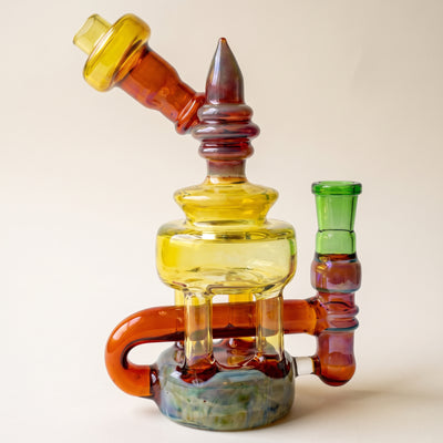 7.5" Fume & Color Pillar Rig, light background