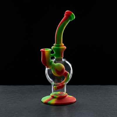 7.5" Silicone w/ Glass Globe Rig on dark slate surface - Oil Slick Pad