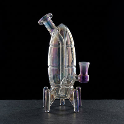7″ Iridescent Sculpted Rocket Rig on dark slate surface - Oil Slick Pad