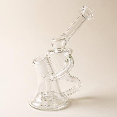 7.5″ Clear Single Uptake Dewar Kickback Recycler, light background
