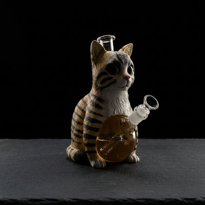 8.8'' Tabby cat water pipe on dark slate surface - Oil Slick Pad