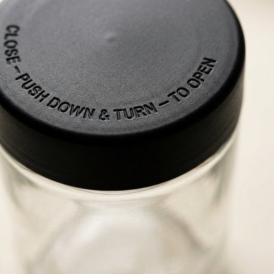 18oz Child-Resistant Glass Jars with Black Caps – 28 Grams (1 Ounce) Capacity, Airtight and Durable, 24-Pack – The Ultimate S