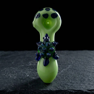 4.5″ Turtle Glass Hand Pipe - main product photo