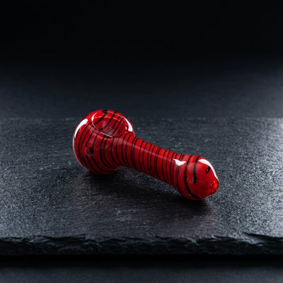 4" Two-Tone Color Swirl Hand Pipe in Red & Black