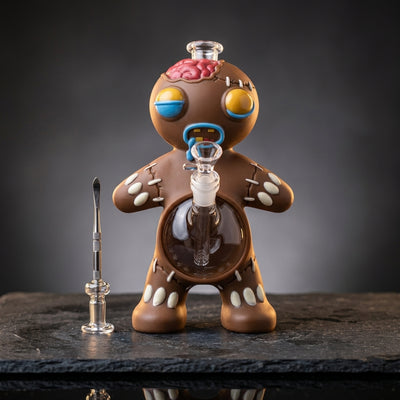10.6" Gingerbread Man Water Pipe - main product photo