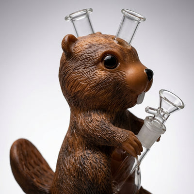 8.7'' Beaver water pipe - alternate angle