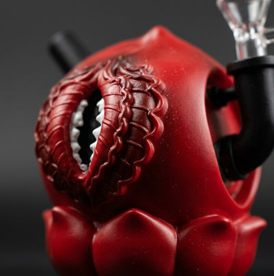 5.1" Peach water pipe - scale reference