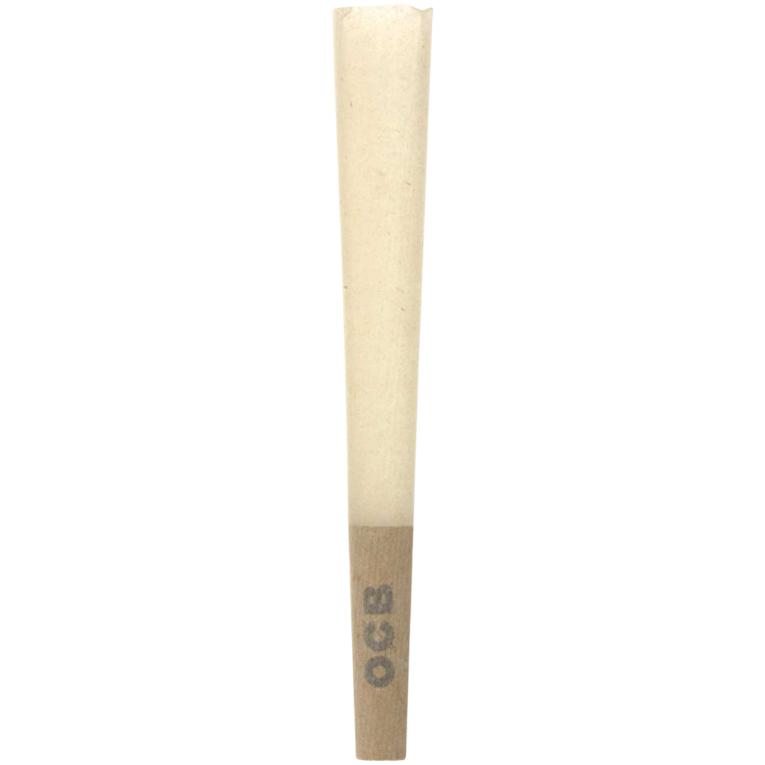 OCB Organic Hemp 1 ¼ Cones - 6 Count / 24 Packs - lifestyle shot