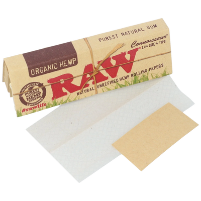 RAW Organic Connoisseur 1 ¼ Rolling Papers with Tips 24bx