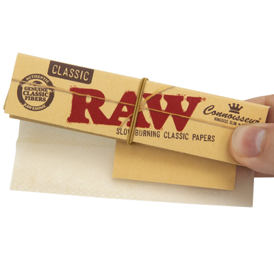 RAW Classic King Size Connoisseur with Tips Rolling Papers 24bx