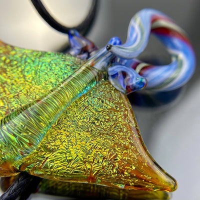 2″ Peaselburg Dichro Stingray Pendant