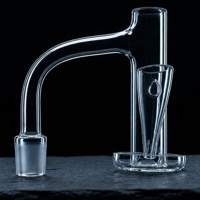 14 M 90° QUARTZ SLIDE BANGER - lifestyle product photography