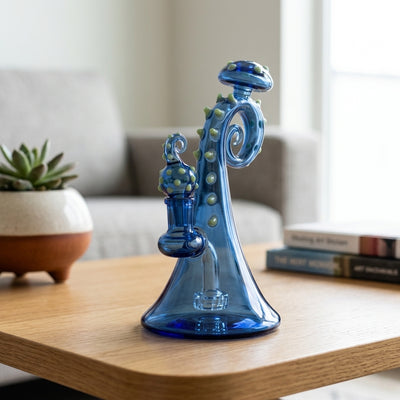 7″ Tentacle Rig W/ Matching Carb Cap - lifestyle product photography
