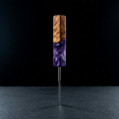 Miyagi Paints Sesh Sceptor Dab Tool on dark slate surface - Oil Slick Pad