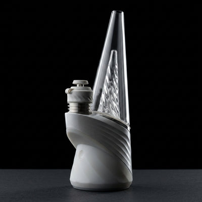 Puffco Peak Pro 3DXL - Pearl on dark slate surface - Oil Slick Pad
