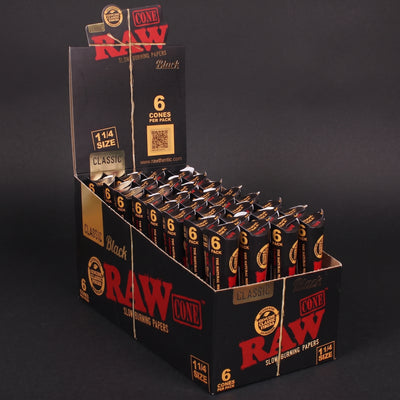 RAW Black Classic 1 ¼ 6pk Cones 32bx