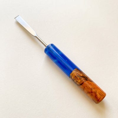Round Sesh Sceptor Dab Tool, light background