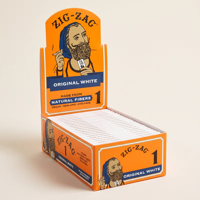 Zig Zag Original White Papers, light background